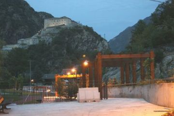 Angoli di paese